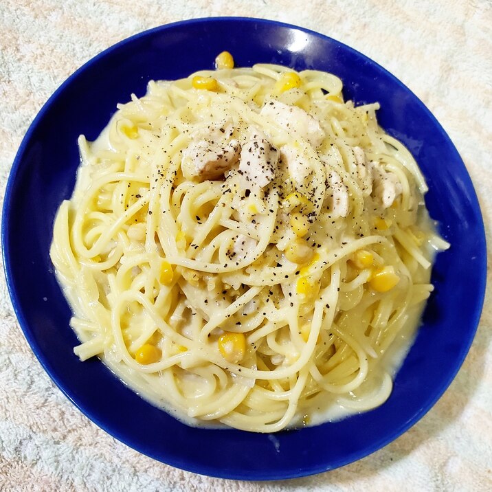 鶏のコーンクリームパスタ